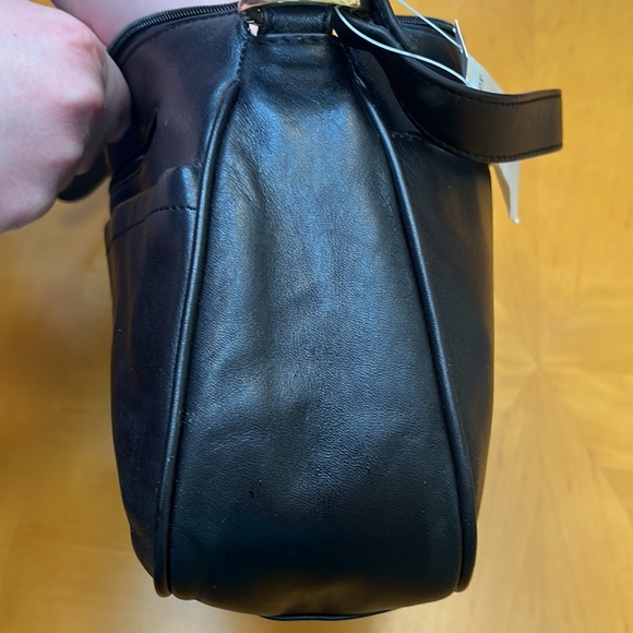 Etienne Aigner black genuine leather shoulder bag - Picture 4 of 5